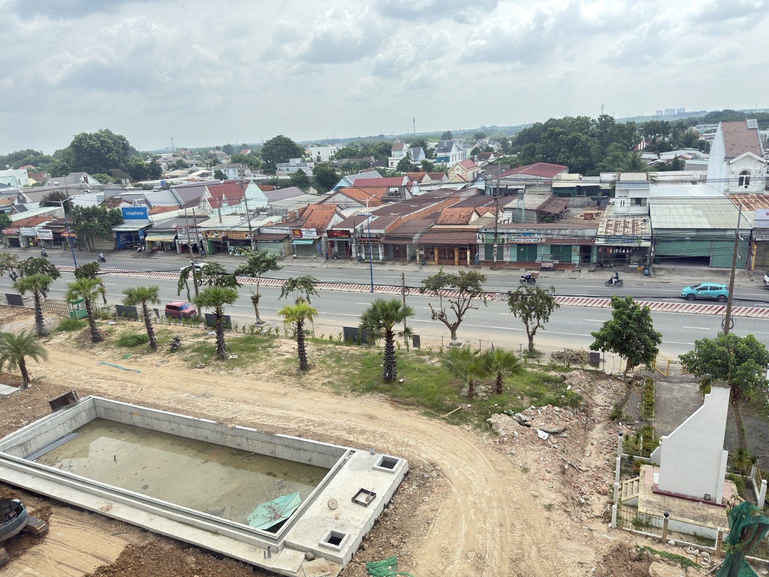 Bếp và bàn ăn
